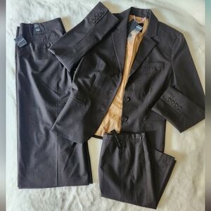 🆕️T. Limited- Business Suit Set